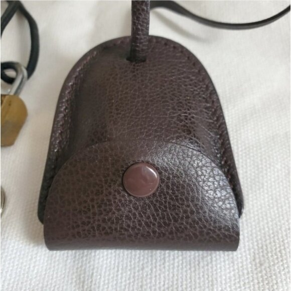 Vintage Gucci small lock and keys with espresso leather cloche… - Picture 5 of 5